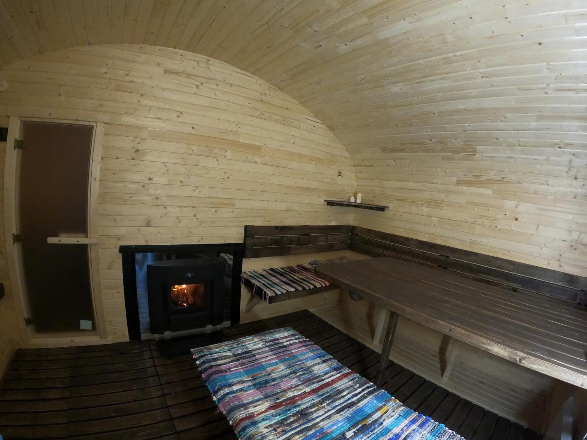Mine Hostel Dzhergalan Jyrgalan エクステリア 写真